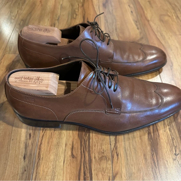 Hugo Boss Italy Dress Shoes - Picture 3 of 5
